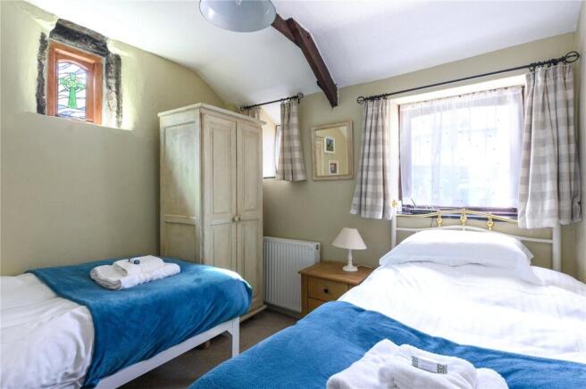 Cross Cottage