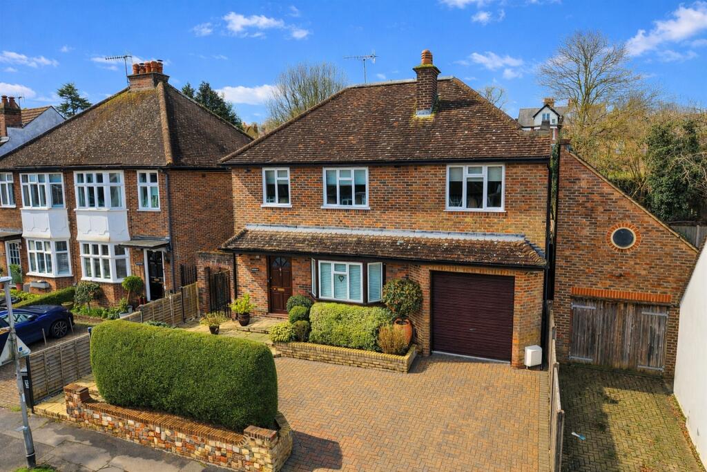 Main image of property: West Road, Berkhamsted