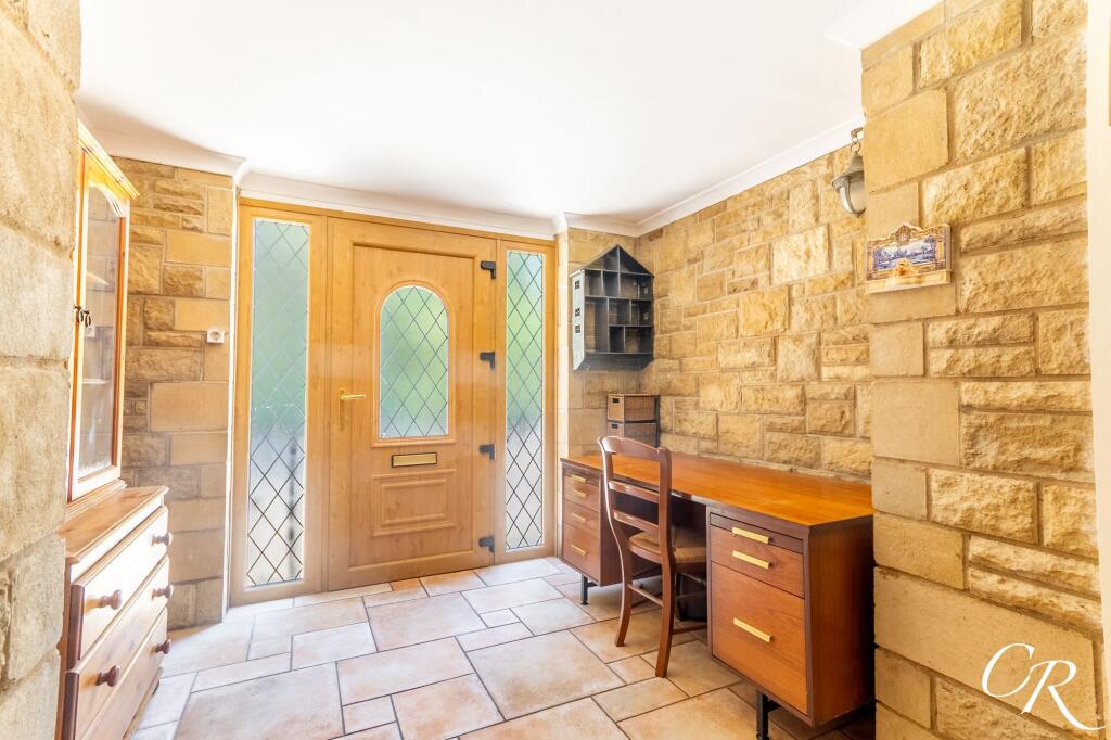 House in Gloucester - View 5