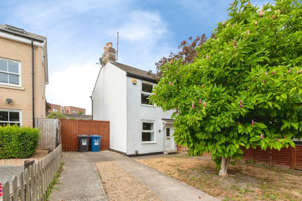 Main image of property: Fishers Lane, CAMBRIDGE, Cambridgeshire, CB1