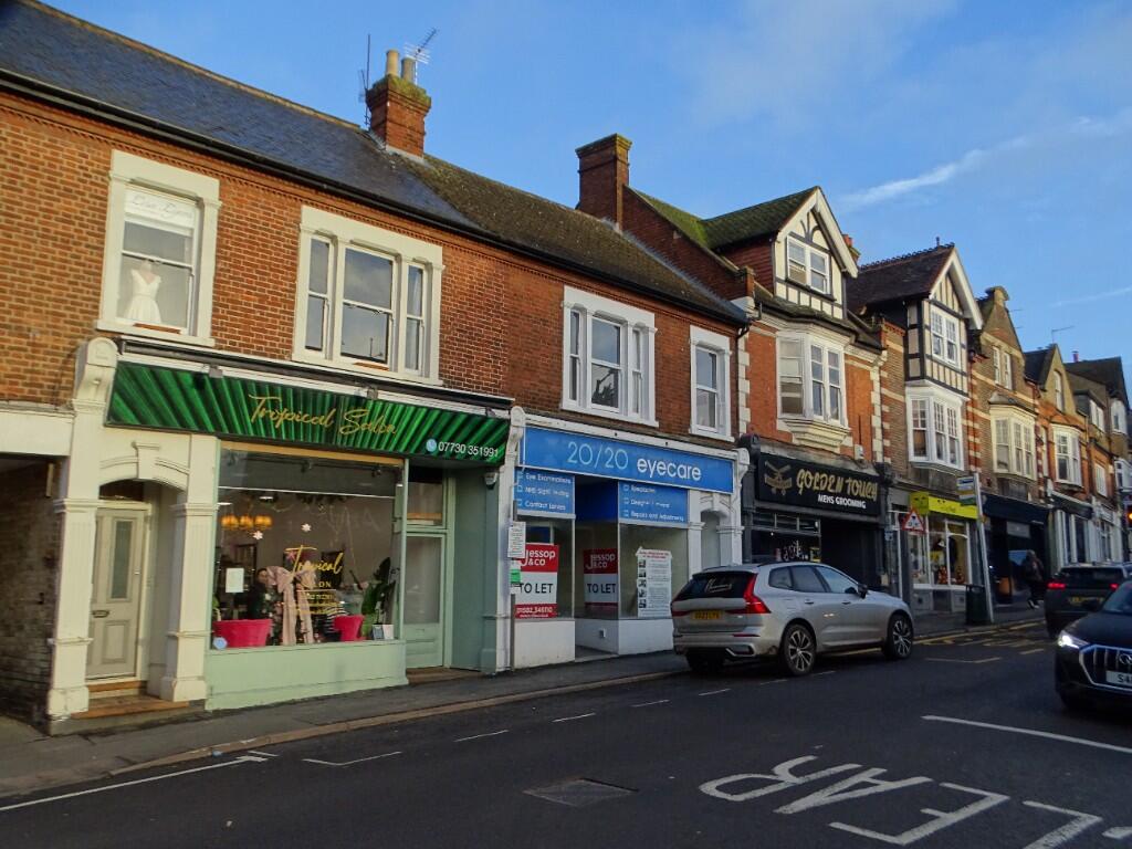 Main image of property: 20 Station Road, Harpenden, Hertfordshire, AL5