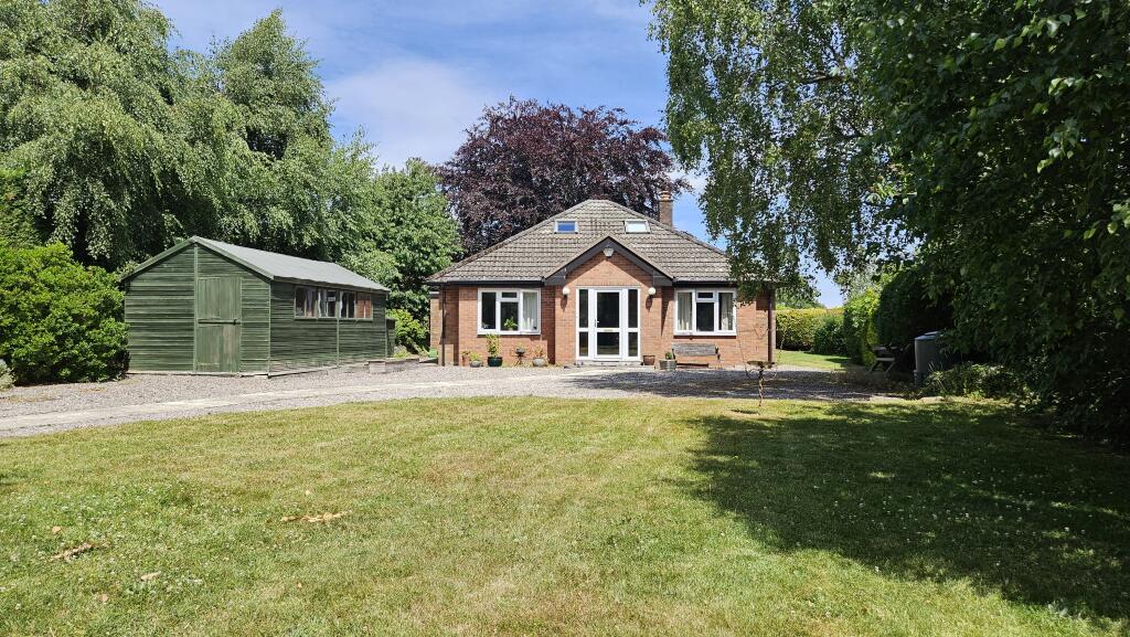 Main image of property: Longlands, 17 Lutwyche Road, Church Stretton