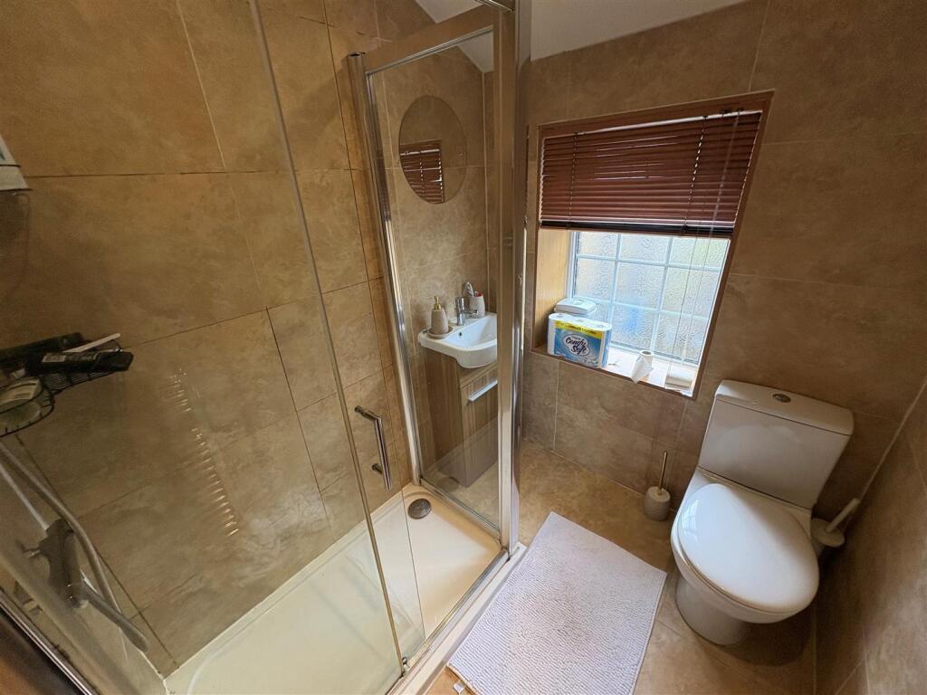 Additional image 8 of Back Fold, Clayton, Bradford