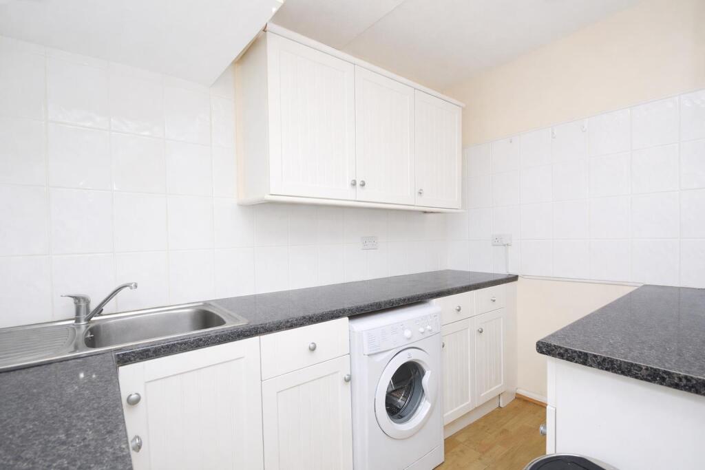 Apartment in Ventnor, Isle of Wight - View 5