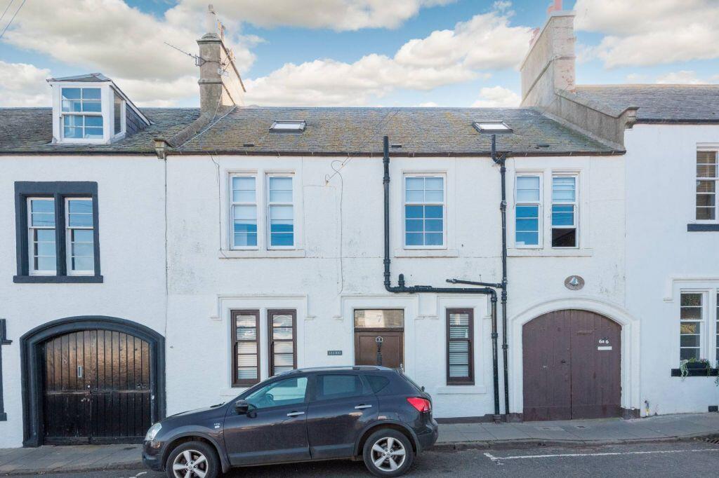 Main image of property: 7 Victoria Street, Dunbar, EH42 1ET