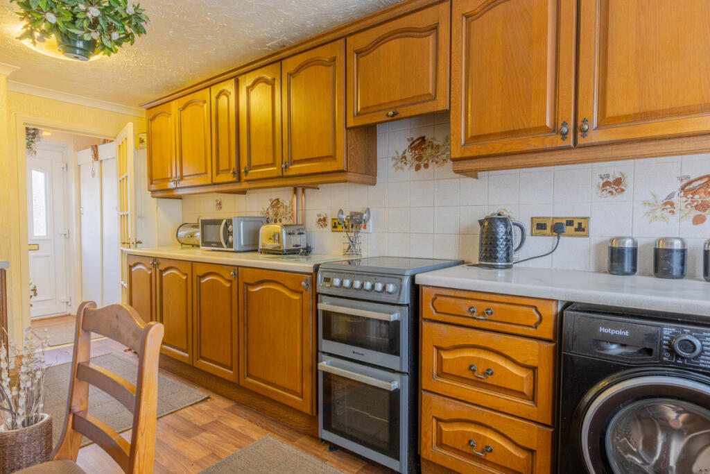 House in Underwood, Bishton - View 3