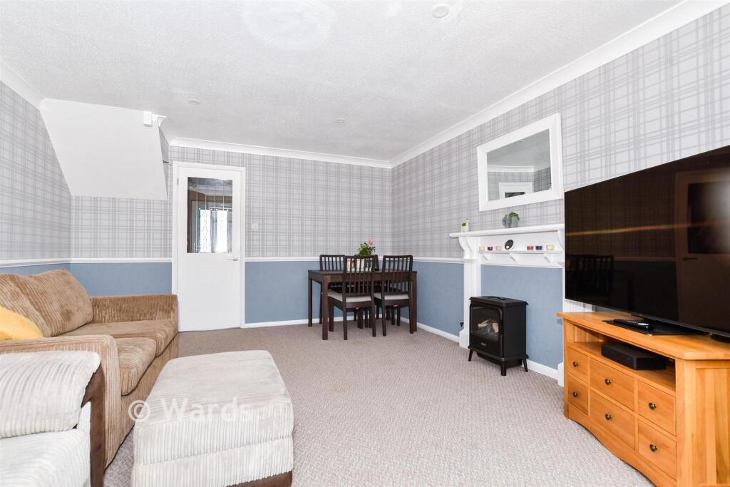 House in Tonbridge and Malling, Holborough Lakes, Snodland - View 3