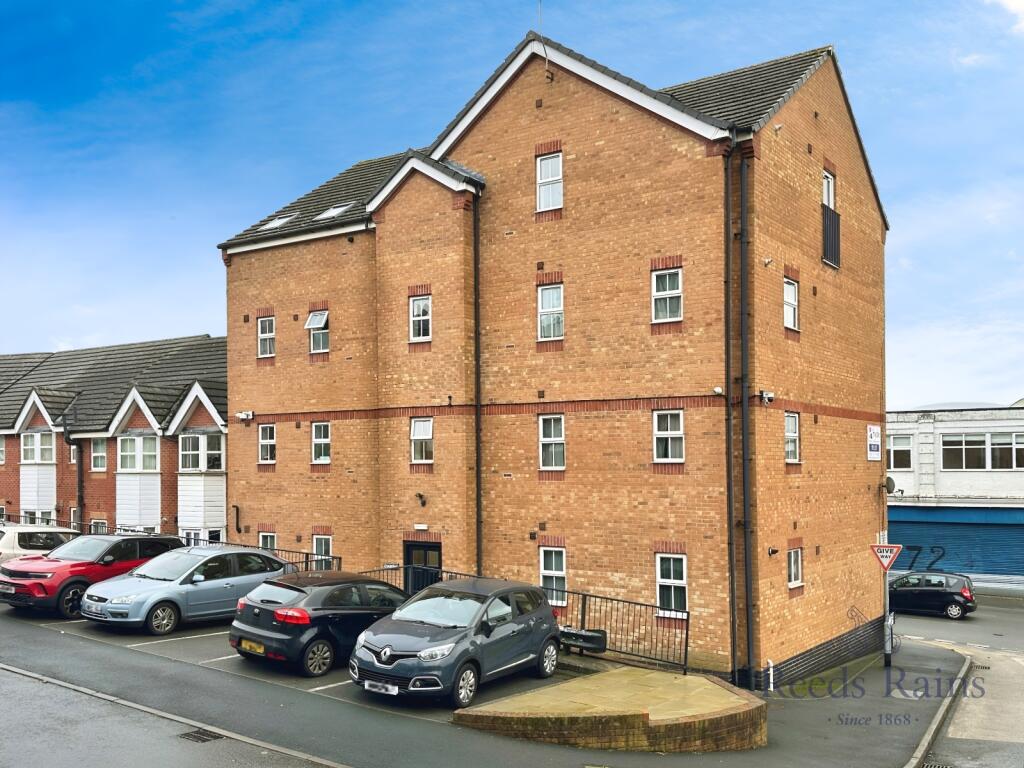 Main image of property: St. Andrews Square, Stoke-on-Trent, Staffordshire, ST4