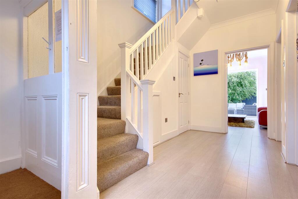 Turay Villa, Capstone Road, Bournemouth photo 5