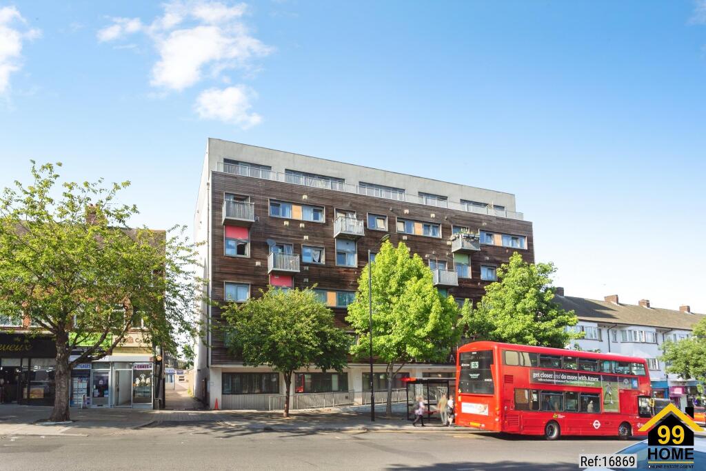 Apartment in Southall - View 4