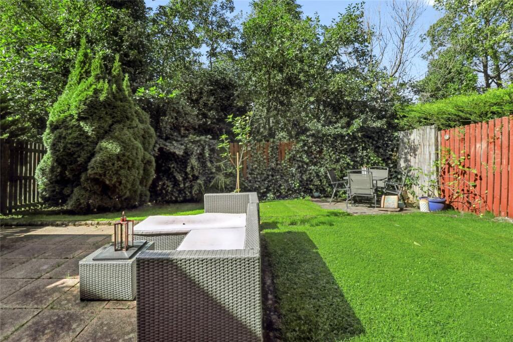 House in Glasgow, South Lanarkshire - View 5
