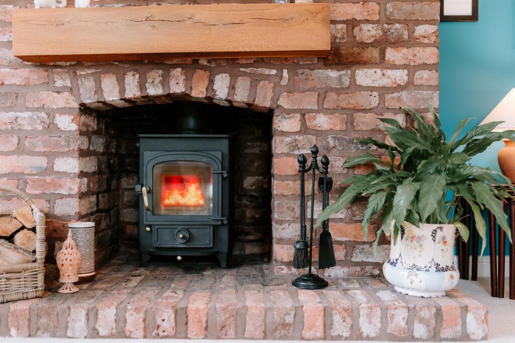 6 Pear Tree Farm Cottages, Billinge Green, Cheshire, CW9 7RY photo 4
