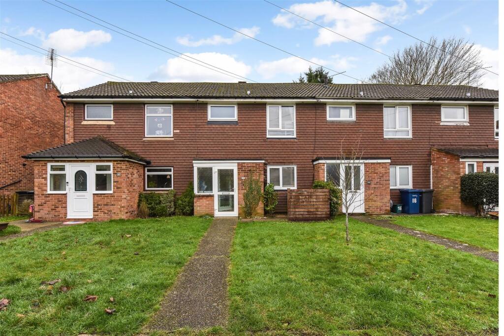 Main image of property: Arthur Close, Farnham