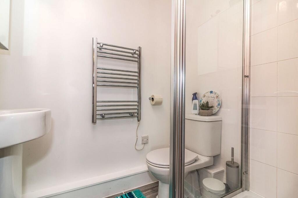 Apartment in Salford, Greater Manchester - More