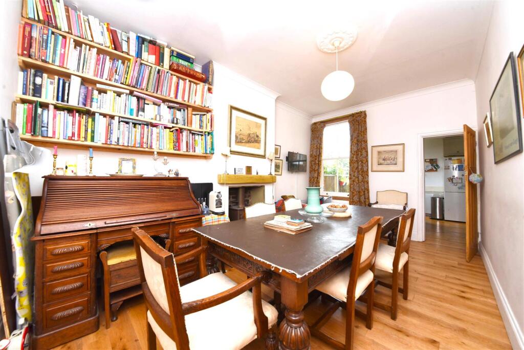 Apartment in London, Finchley - View 4