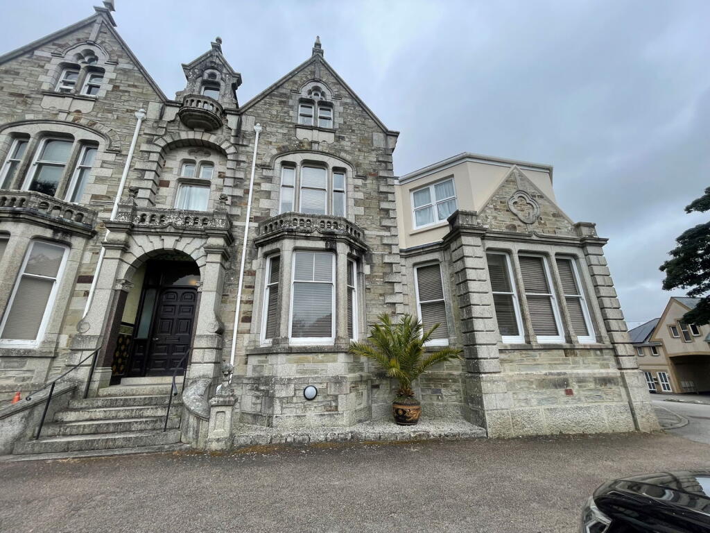 Main image of property: Flat 2, Malabar House