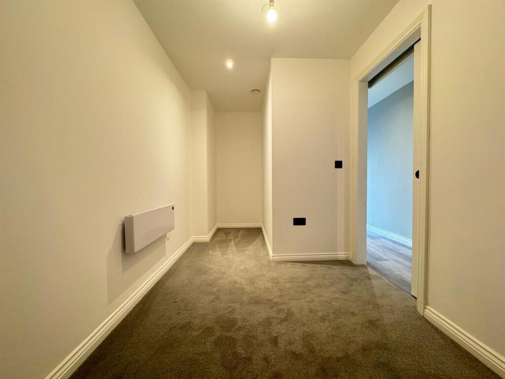 Apartment in Leeds - View 4