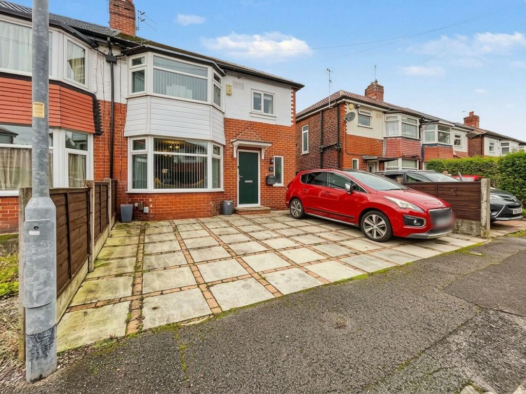 Main image of property: Berwick Avenue, Whitefield, M45