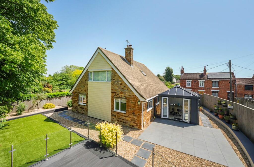 House in Northampton - View 4