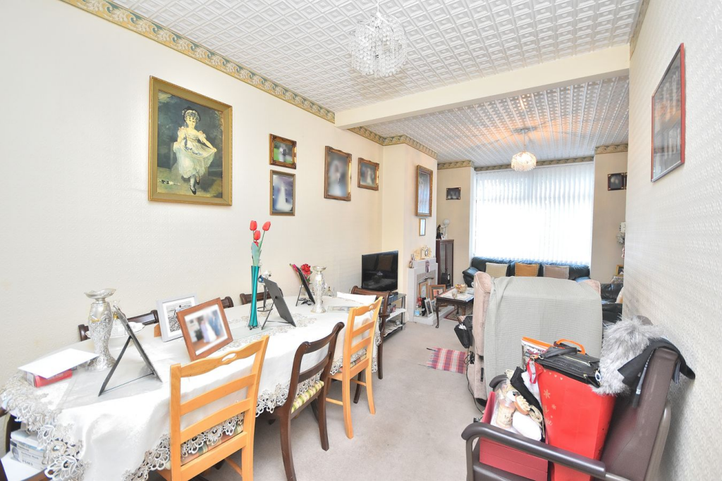 House in Northampton - View 5