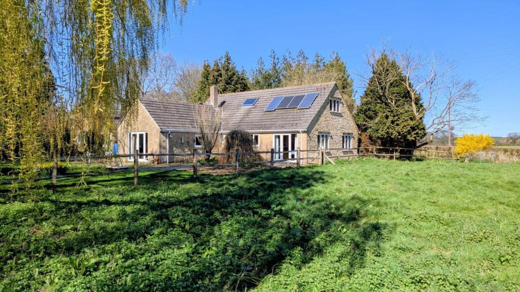 4-bed house on Puddletown, Haselbury Plucknett, Crewkerne, £500,000