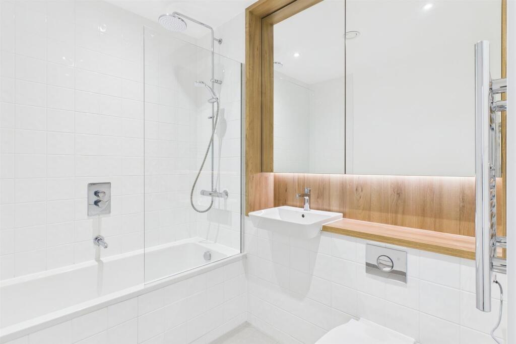 Apartment in London - More