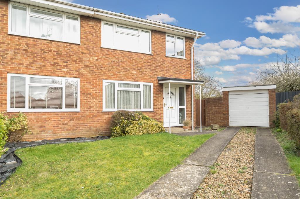 Main image of property: Braden Close, Bedgrove, HP21