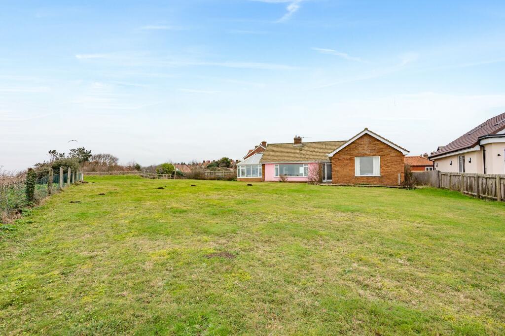 Main image of property: Panoramic Coastal Bungalow in Overstrand