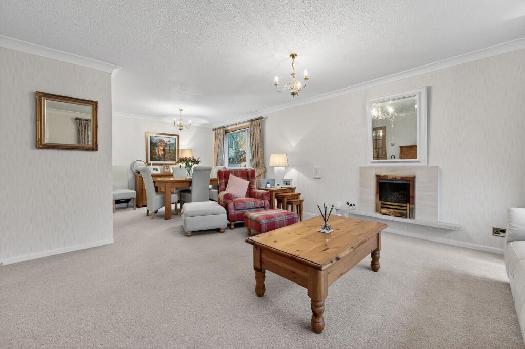 9 Barnford Crescent, Alloway, Ayr, KA7 4UP photo 4