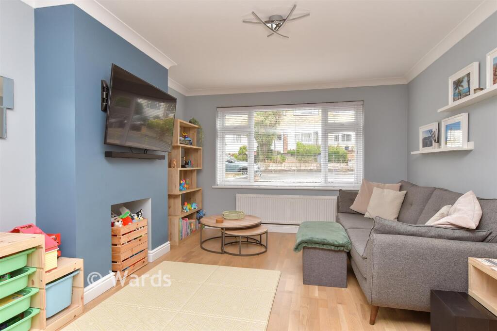 House in Dartford, Swanscombe and Greenhithe - More