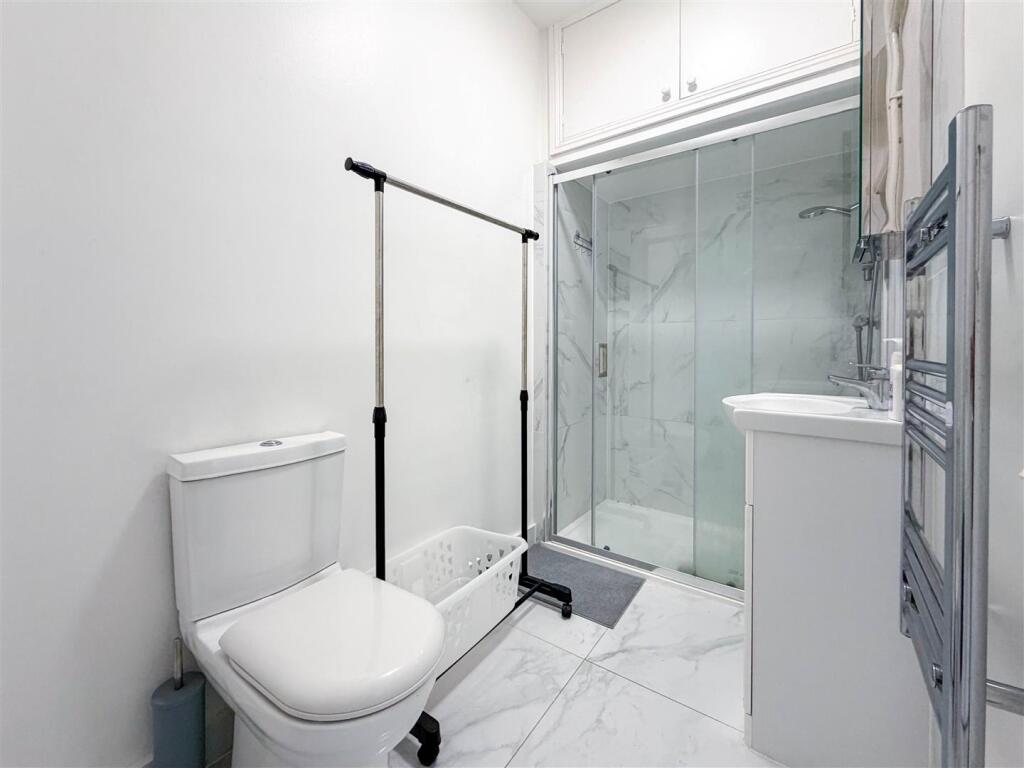 Apartment in London, Lower Holloway, Holloway - View 4
