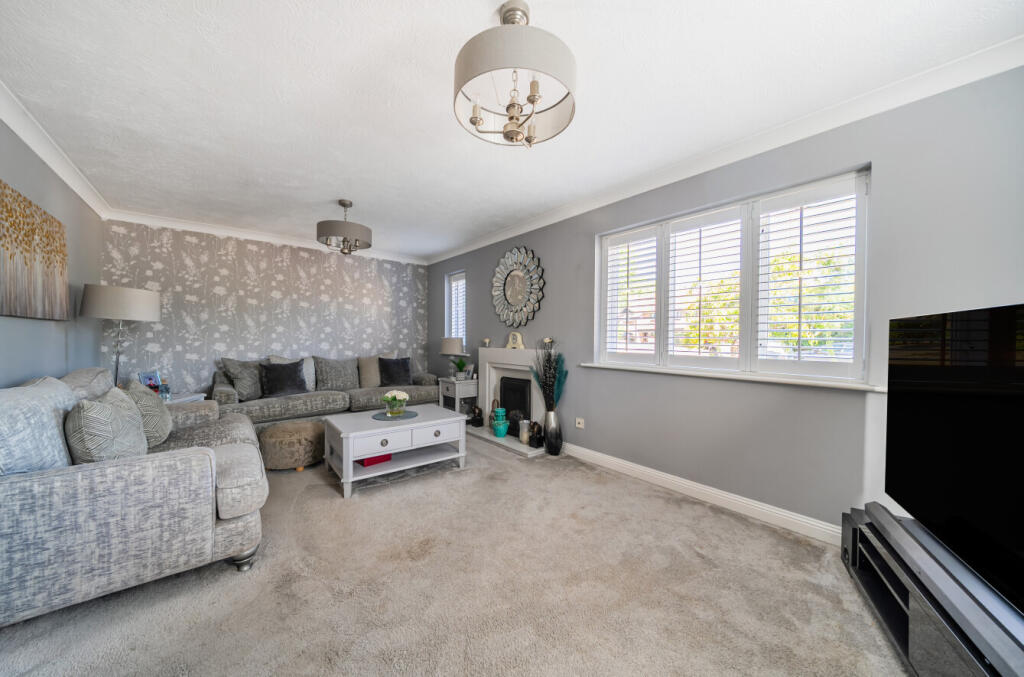House in London, Scadbury, St Paul's Cray - More