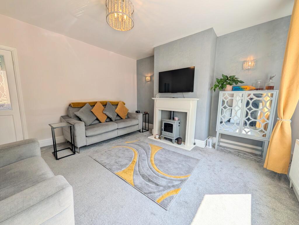 Higson Avenue, Romiley photo 2