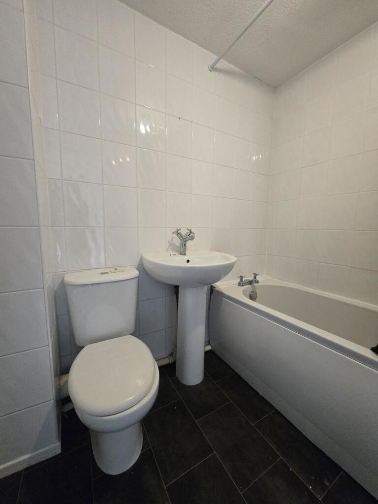 Additional image 10 of Oakhurst Drive, Bromsgrove, B60 1AR