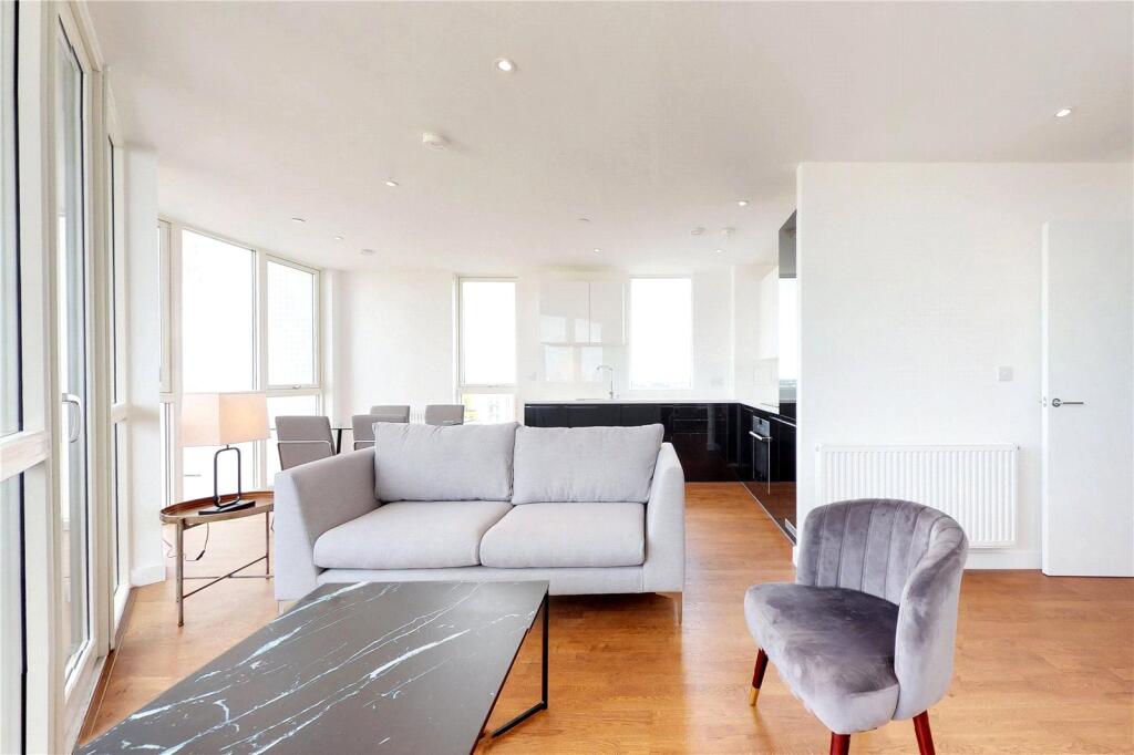 Main image of property: Discovery Tower, London, E16