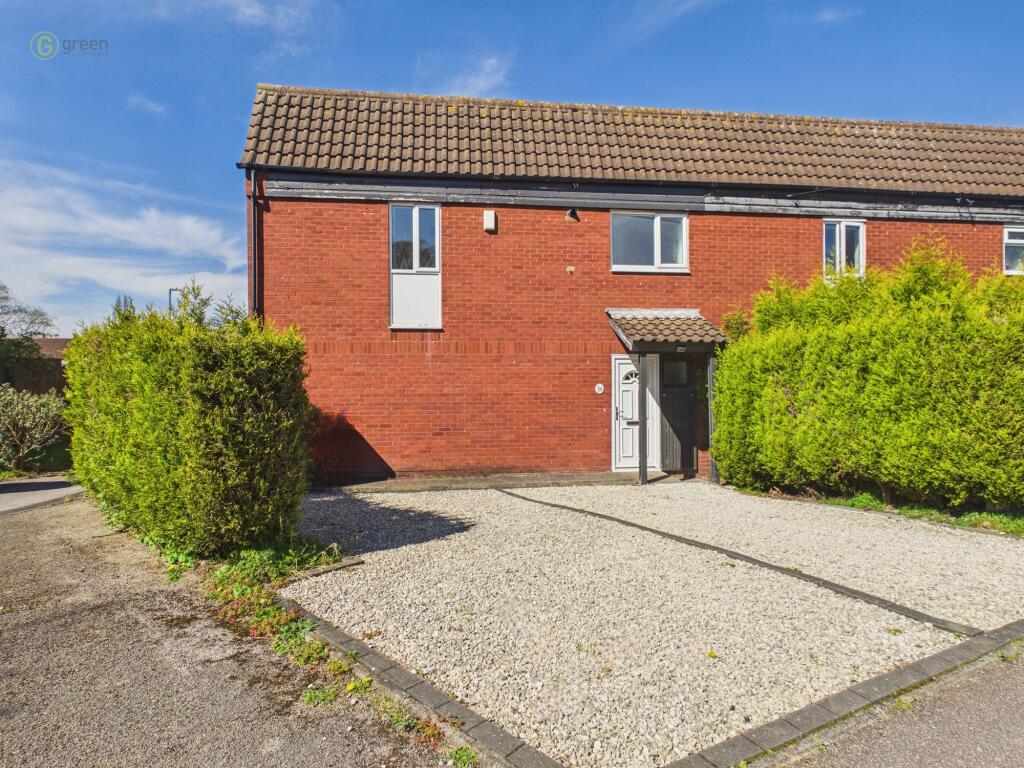 Main image of property: Calder, Stonydelph, Tamworth, B77