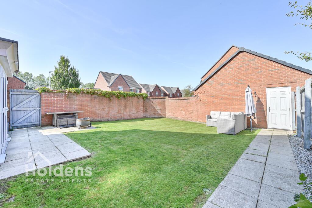 House in Preston - View 4