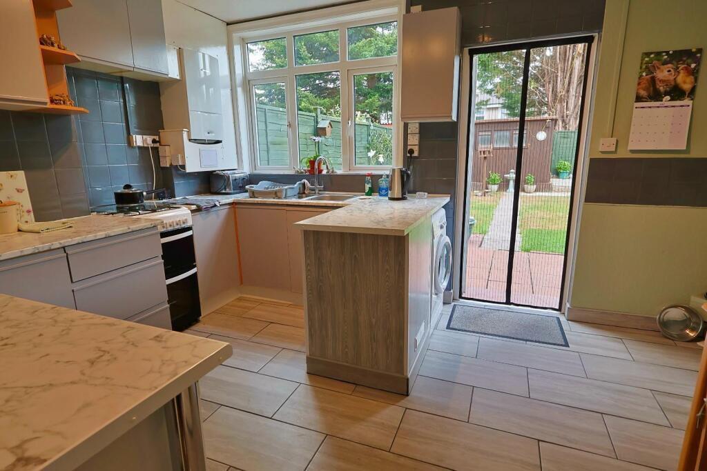 Main image of property: Coventry, CV4