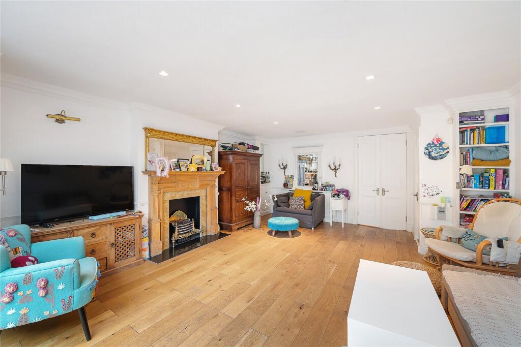 House in London - More