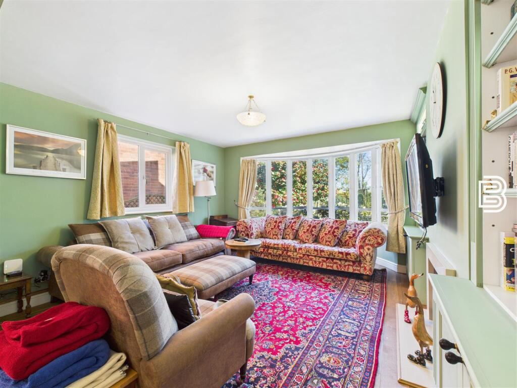 House in Rugby, New Bilton - View 5