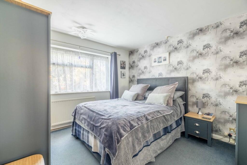 Apartment in Denham Green, Denham - View 4