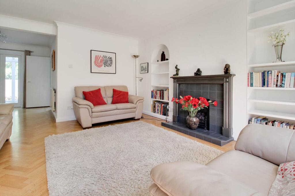 House in Brighton - View 4