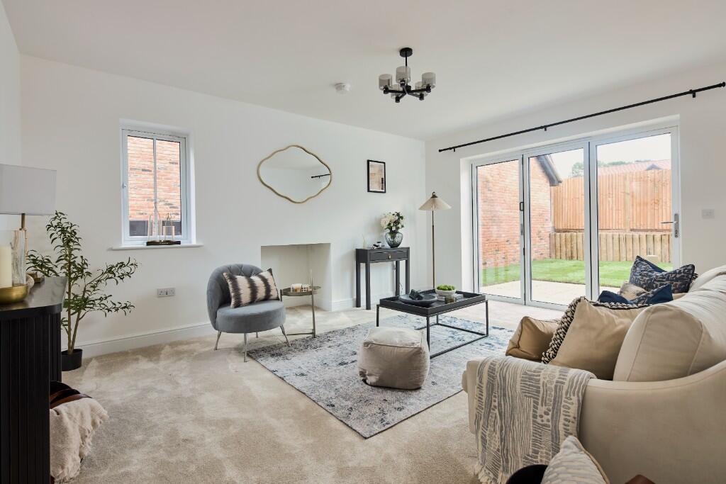 House in Rochester, Cliffe and Cliffe Woods - More