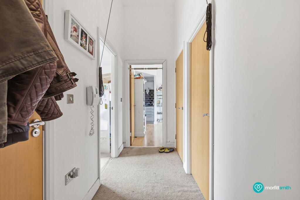 Apartment in Sheffield, South Yorkshire - View 4