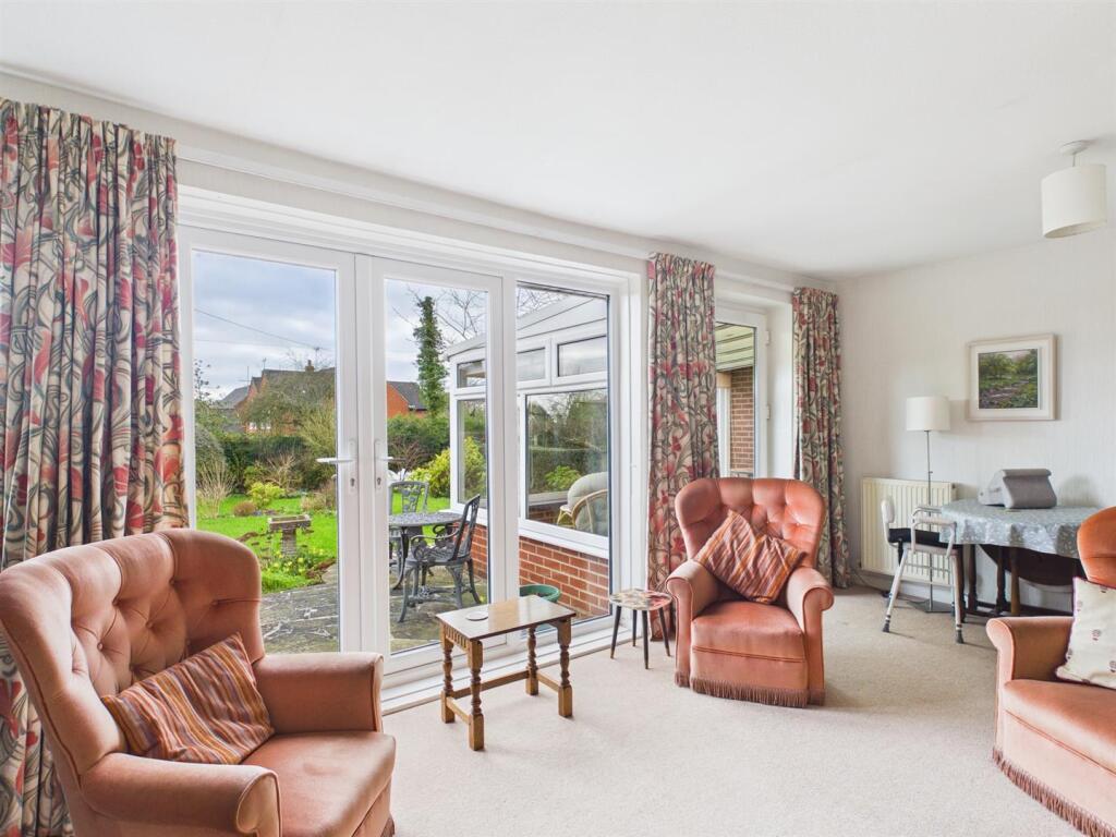House in Derbyshire Dales, Brailsford - View 4