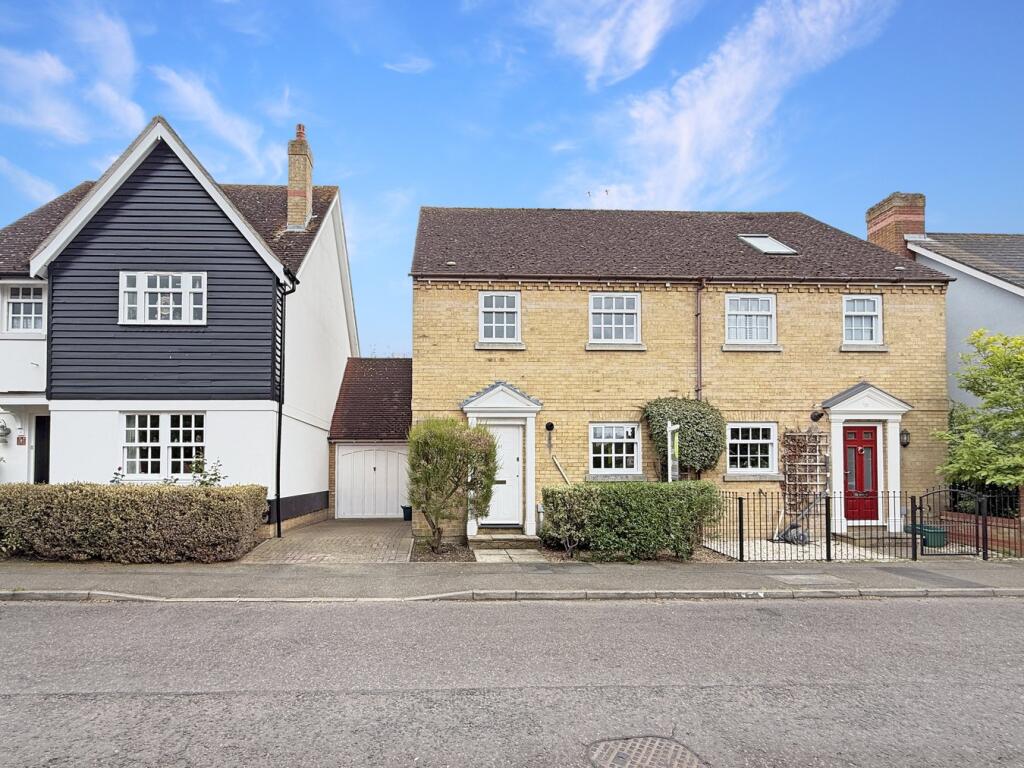Main image of property: Old Ferry Road, Wivenhoe, Colchester, CO7