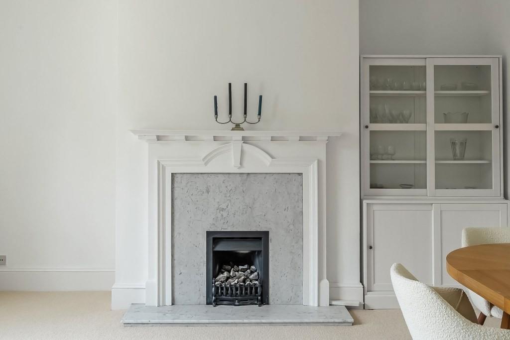 Apartment in Dorking, Pixham - View 5