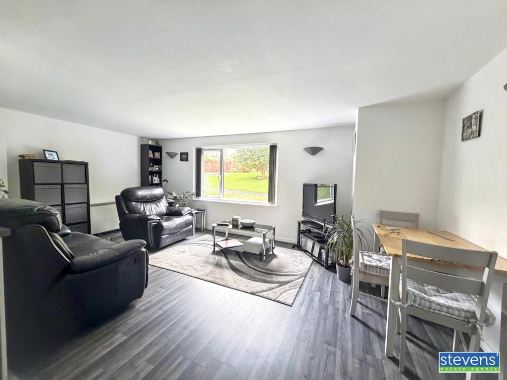 Apartment in Exeter - More