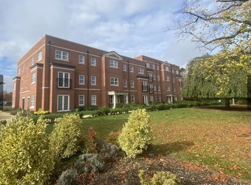 Main image of property: Redland Way, Bricket Wood, AL2