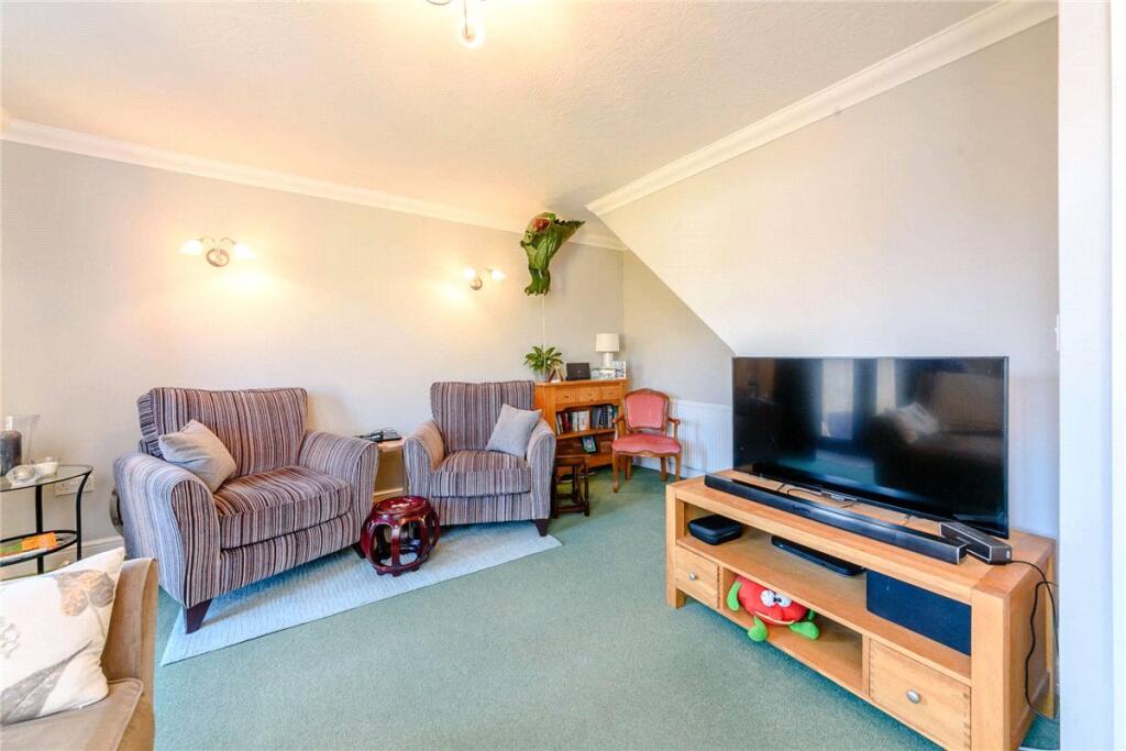 House in Reading - View 4